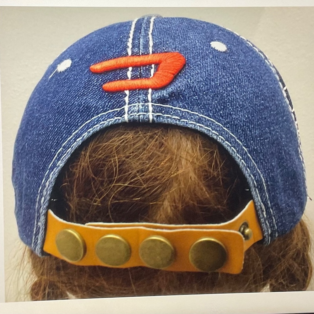 Diesel Hat . - Picture 4 of 6
